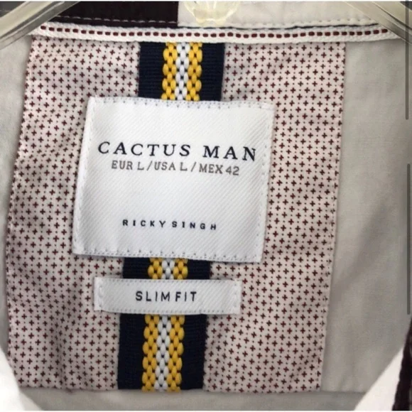 🌵CACTUS SLIM FIT BUTTON UP TOP - Picture 3 of 9